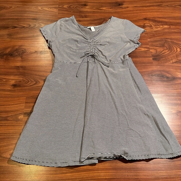 Arizona Jean Company Dresses & Skirts - Arizona striped dress, size XXL